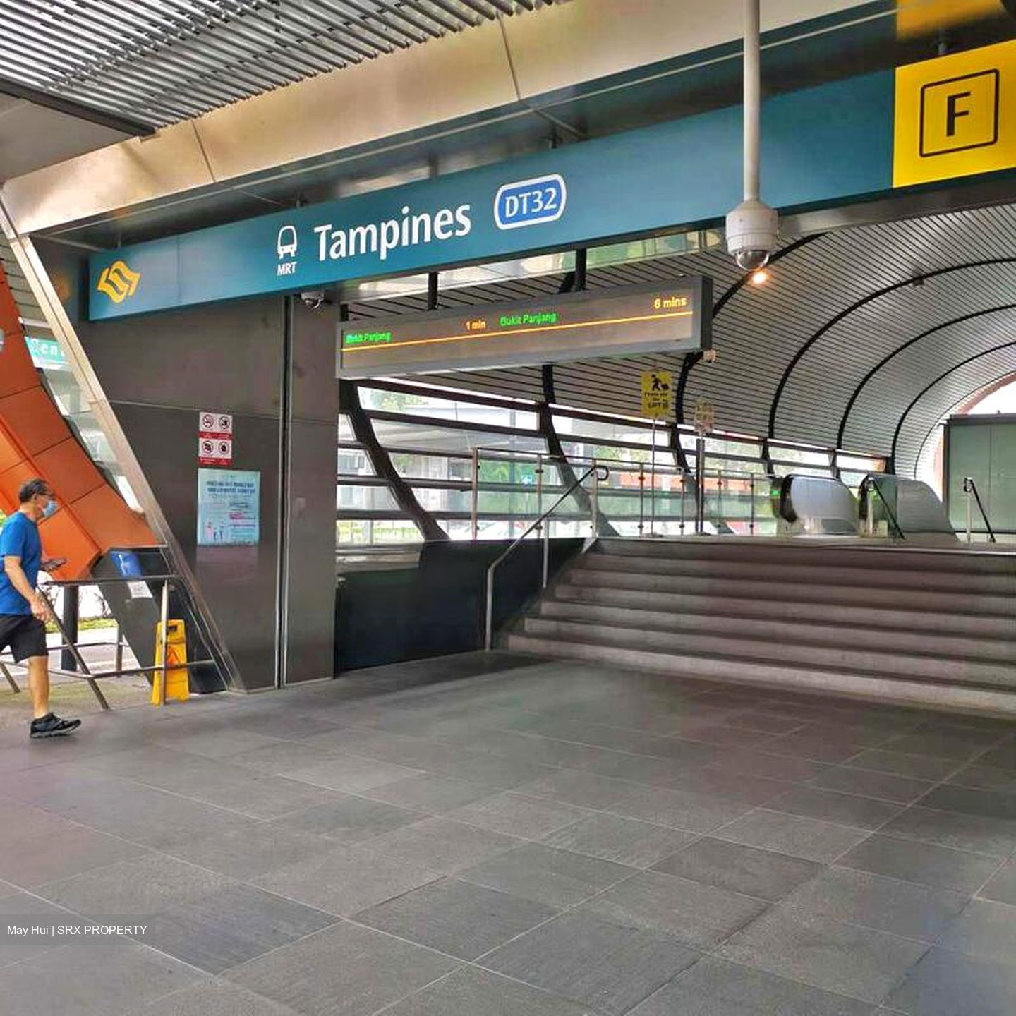 Tampines Street 21 (D18), Retail #453792161